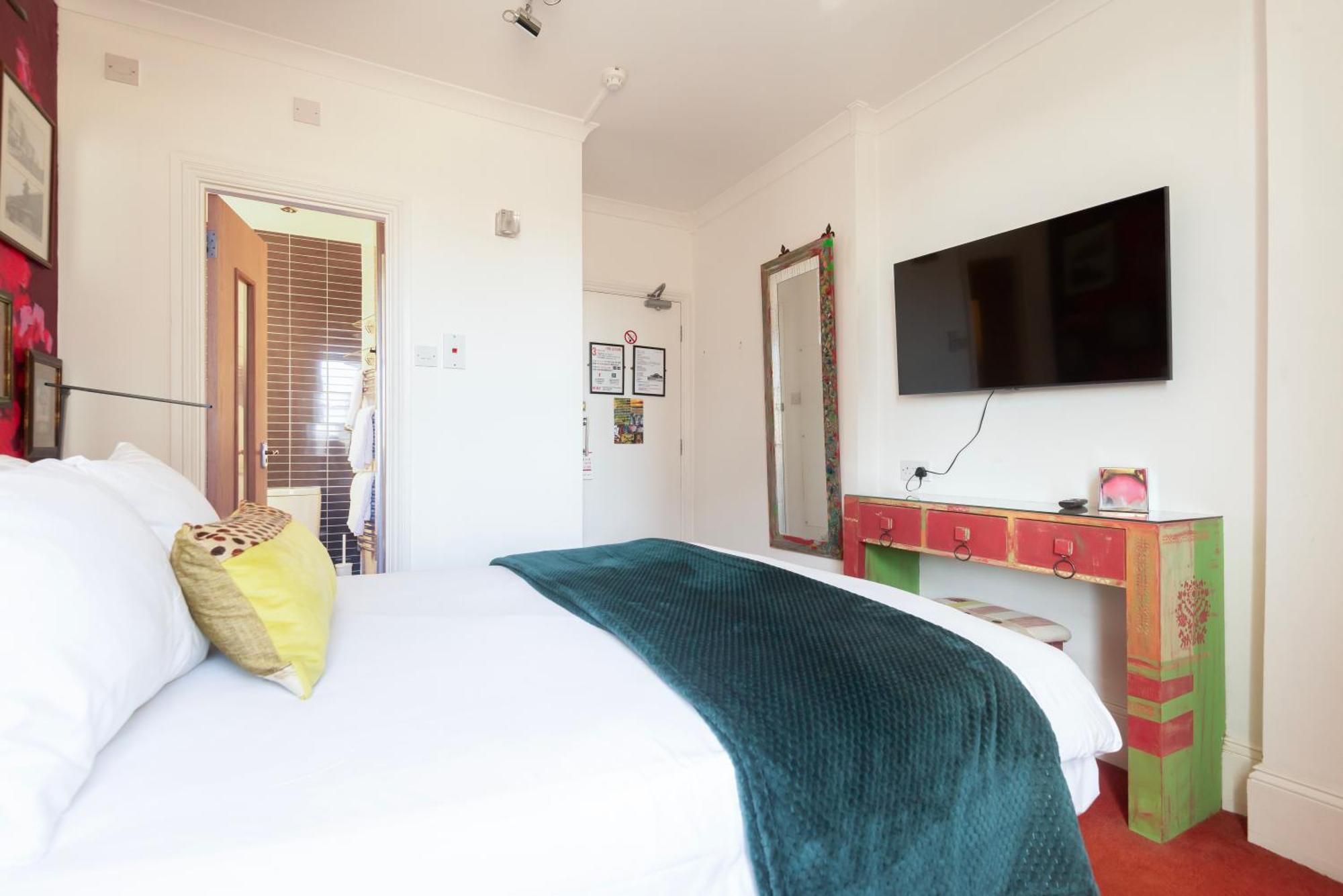 Innit Cavalaire Guest house