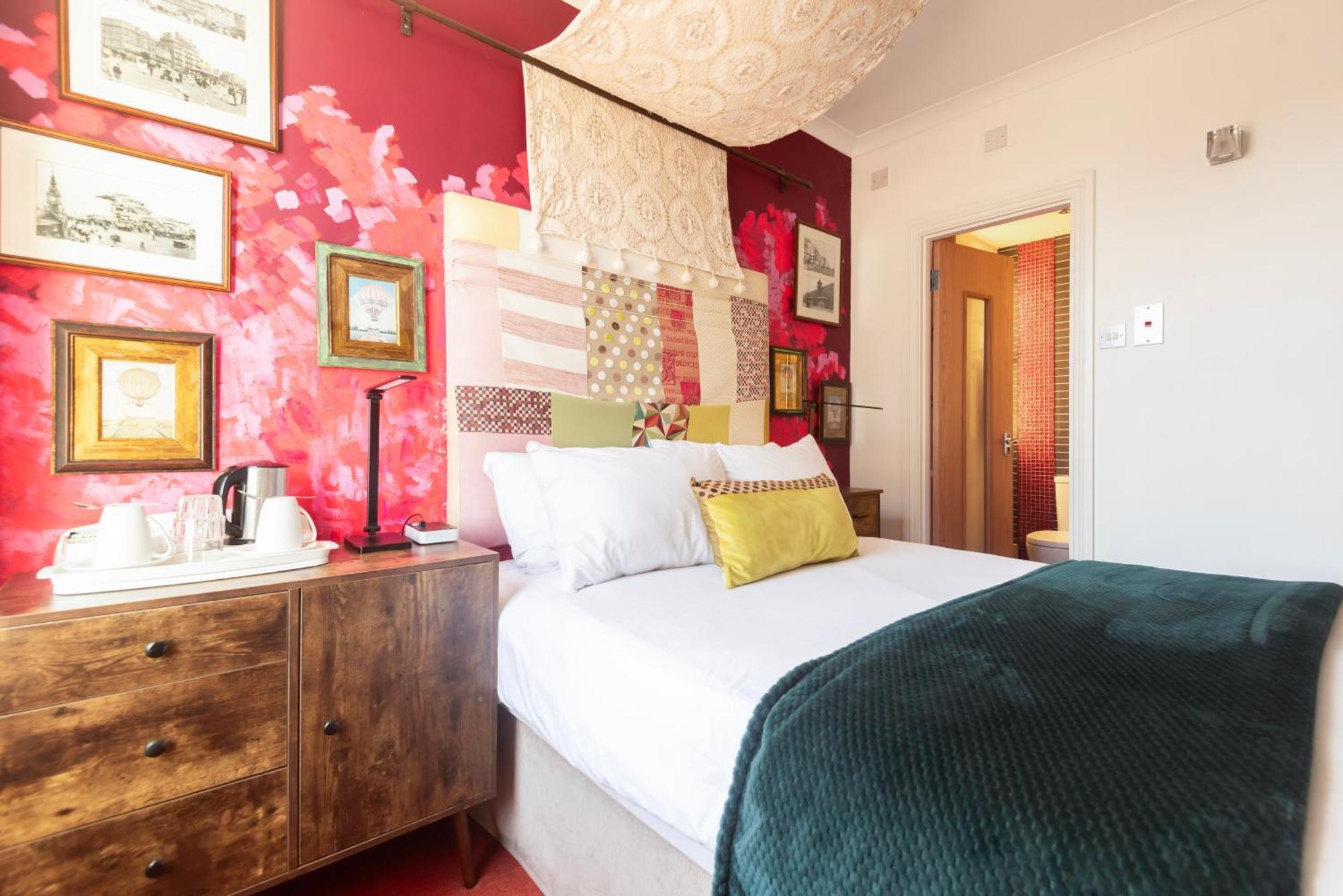 Innit Cavalaire 4* Brighton
